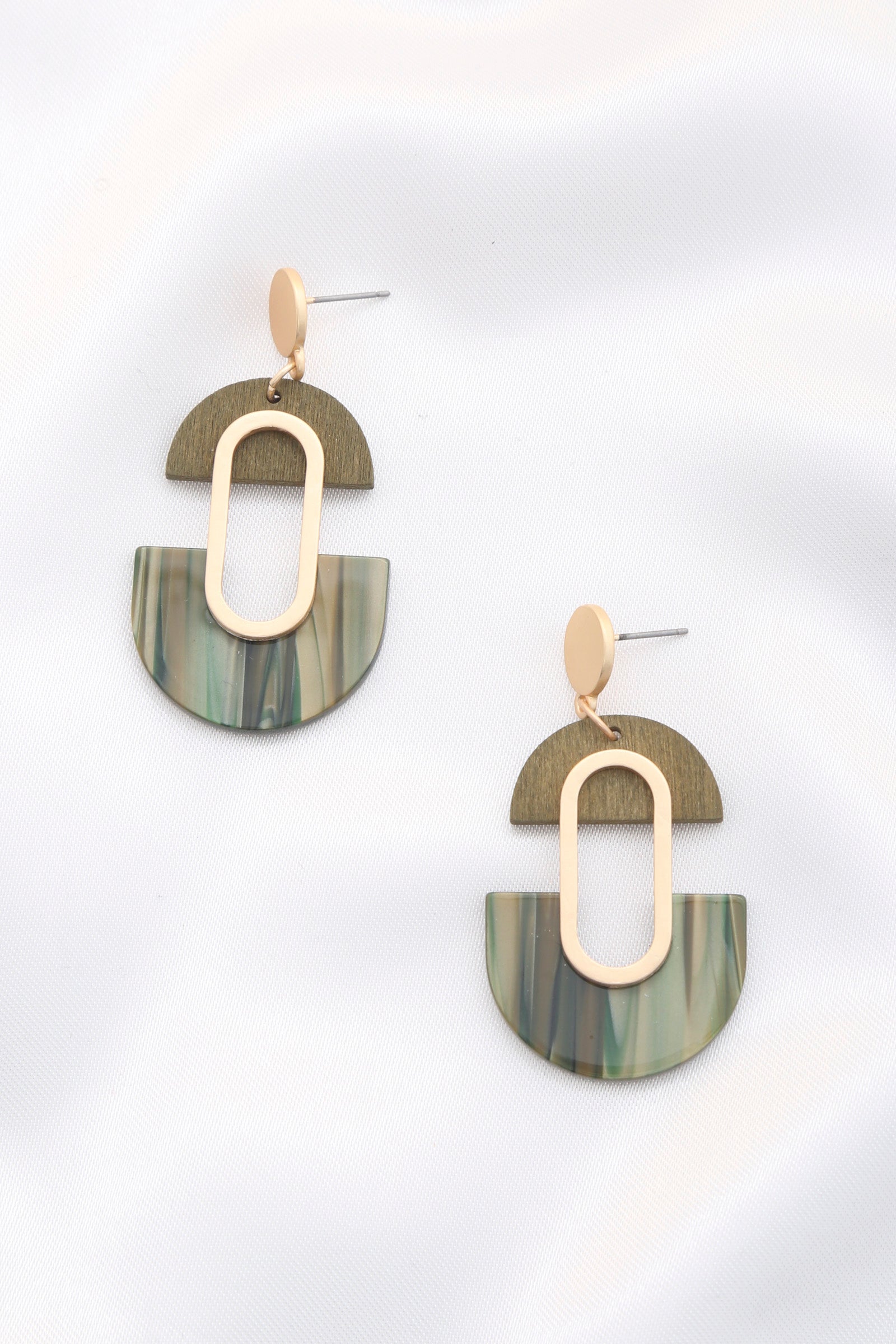 Wood Acetate Oval Dangle Earring - Wholesale Apparel Center