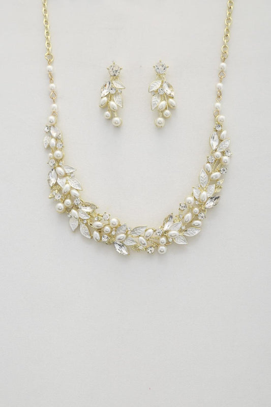 Leaf Pattern Pearl Crystal Necklace - Wholesale Apparel Center
